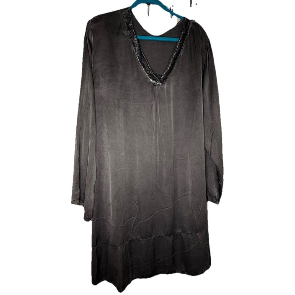 Angela Mara Grey V-neck sequenced Midi dress Sz L  PTP 27" made in Italy